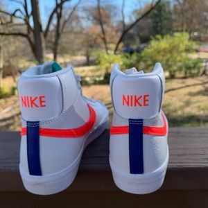NWT Nike Blazer Mid 77’s GS Youth 6.5